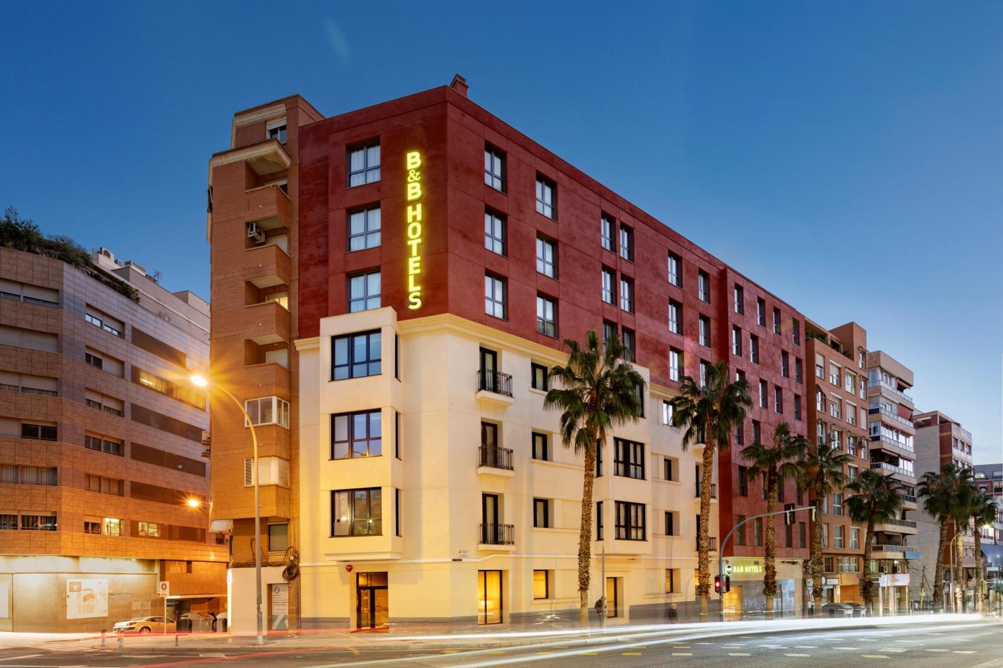 B&B Hotel Alicante Centro エクステリア 写真