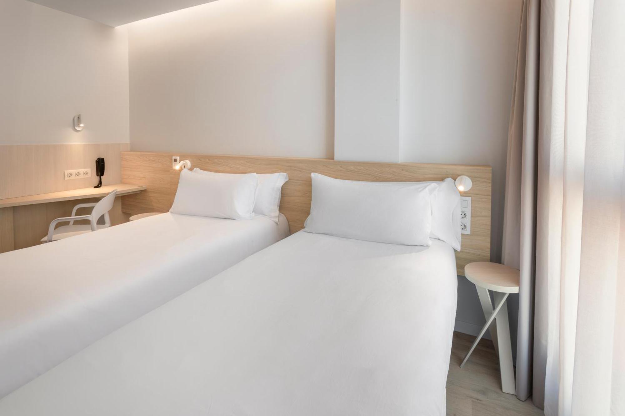 B&B Hotel Alicante Centro エクステリア 写真