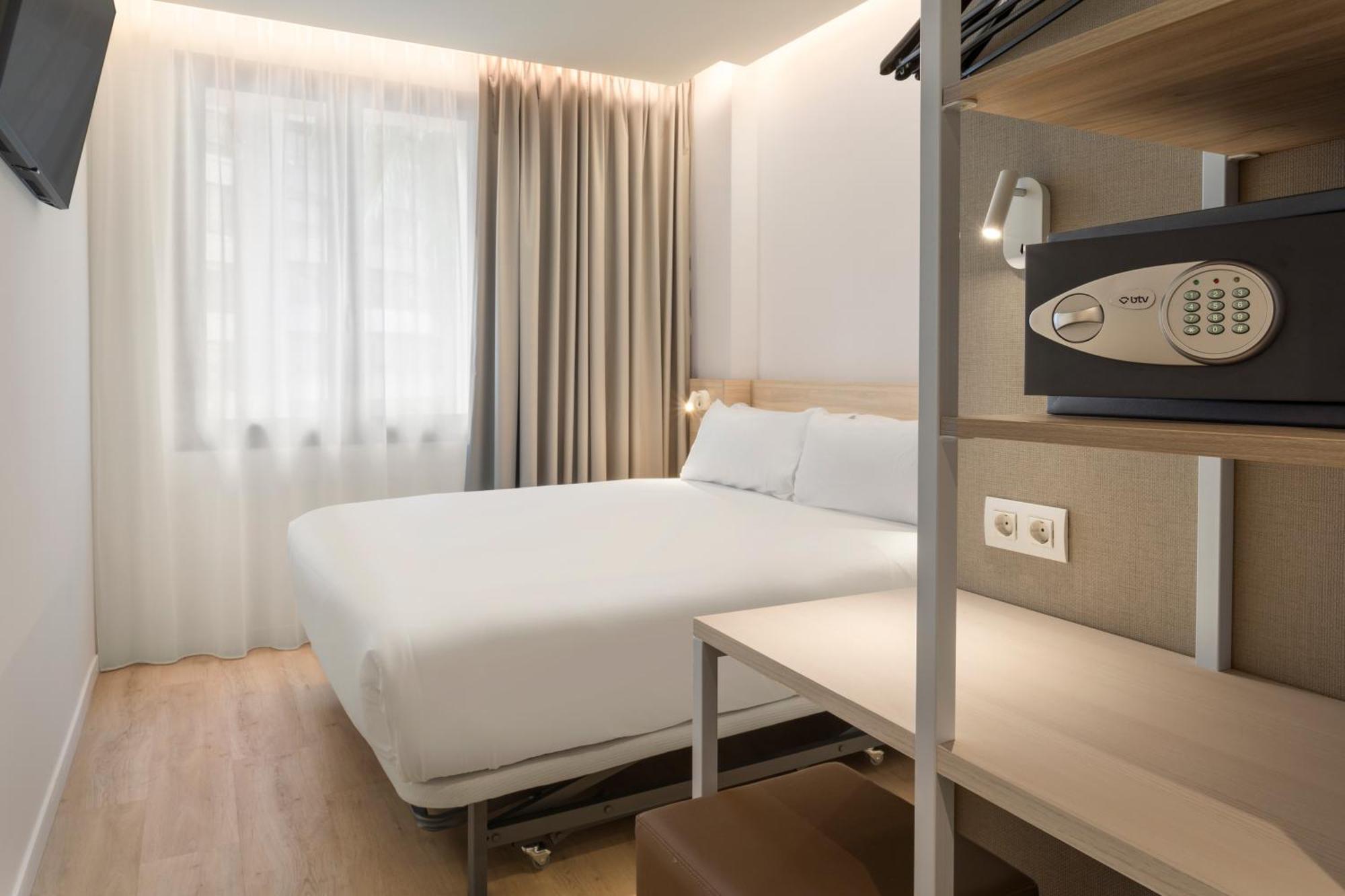 B&B Hotel Alicante Centro エクステリア 写真