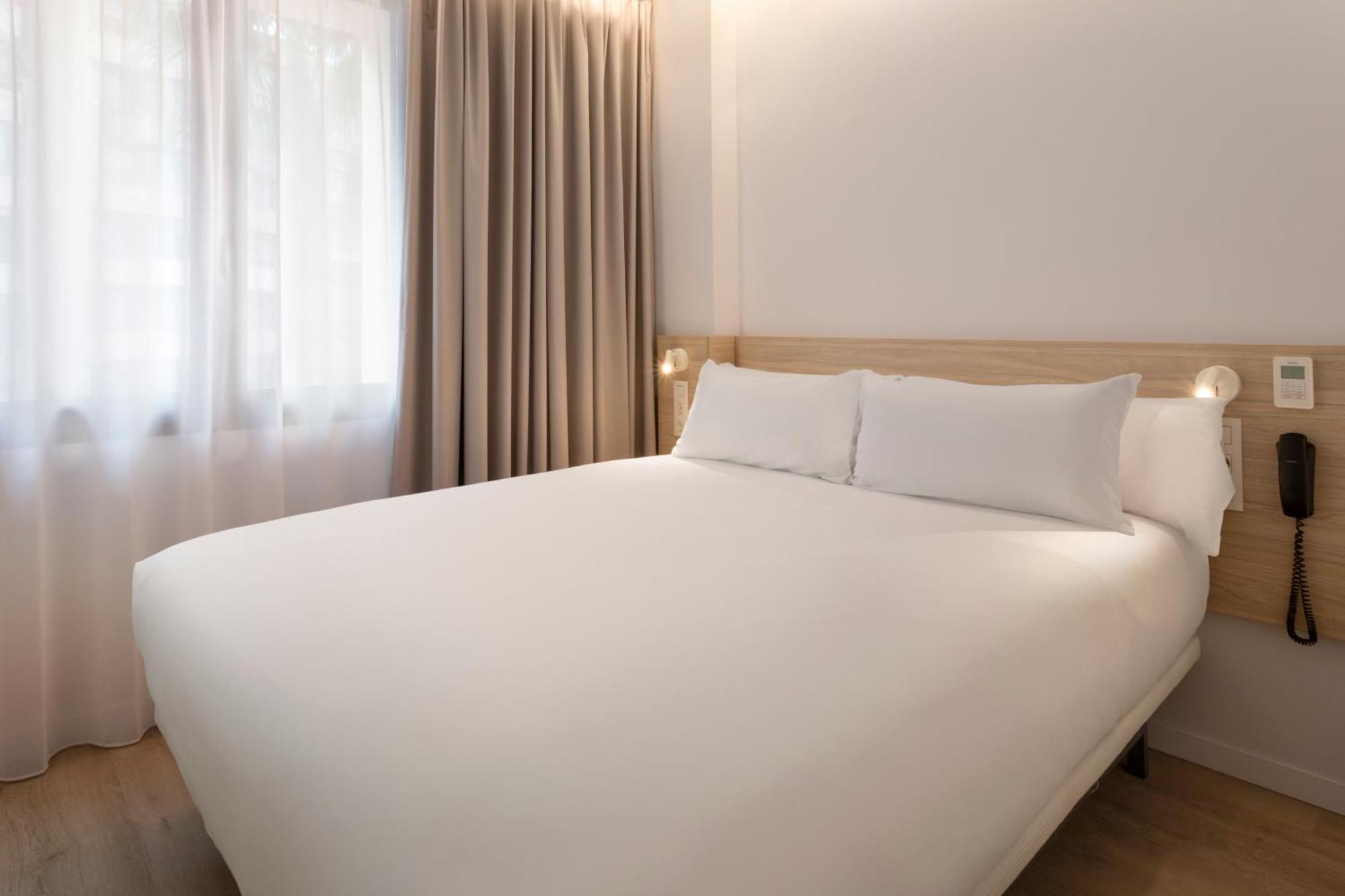 B&B Hotel Alicante Centro エクステリア 写真