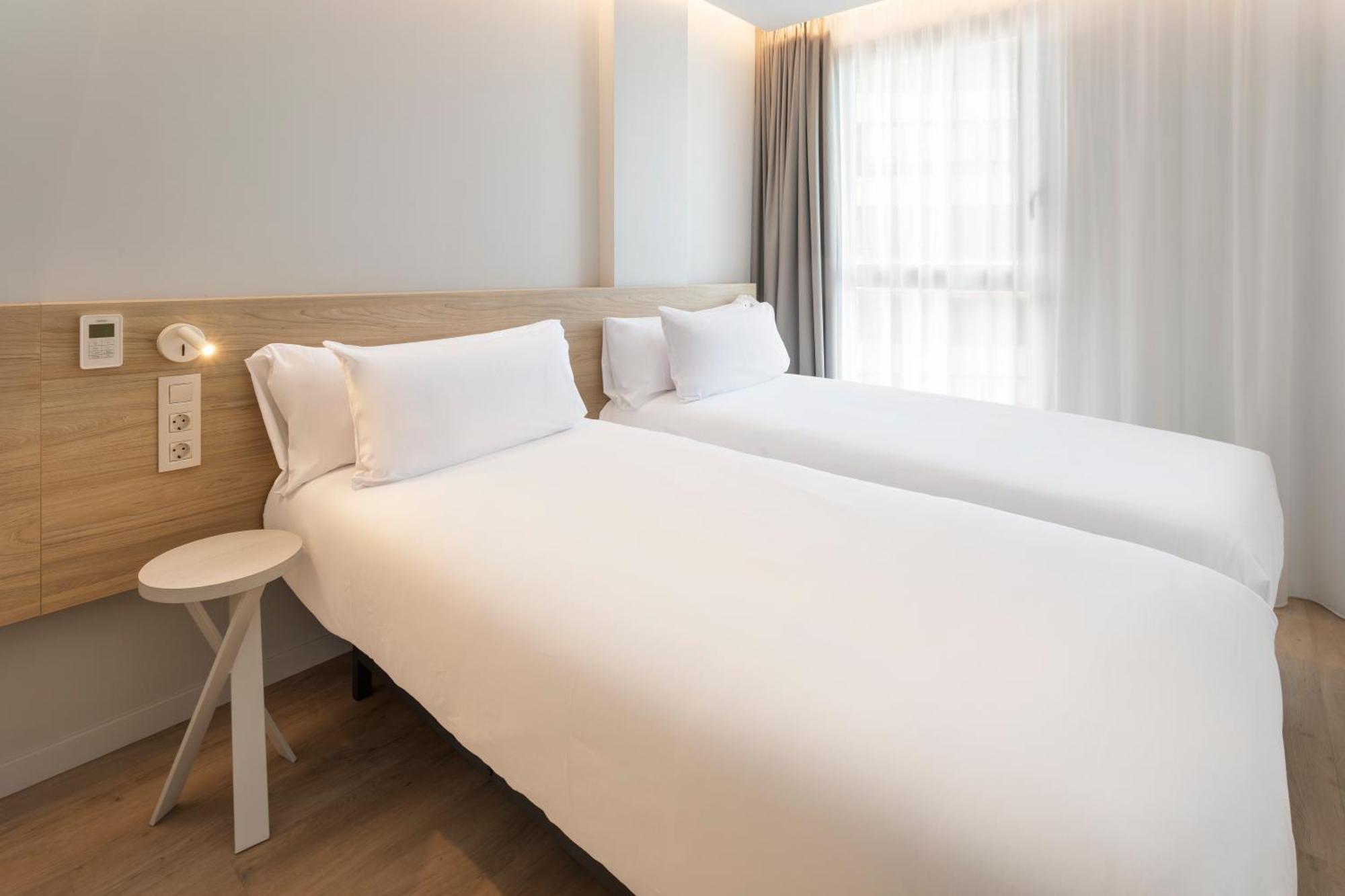 B&B Hotel Alicante Centro エクステリア 写真