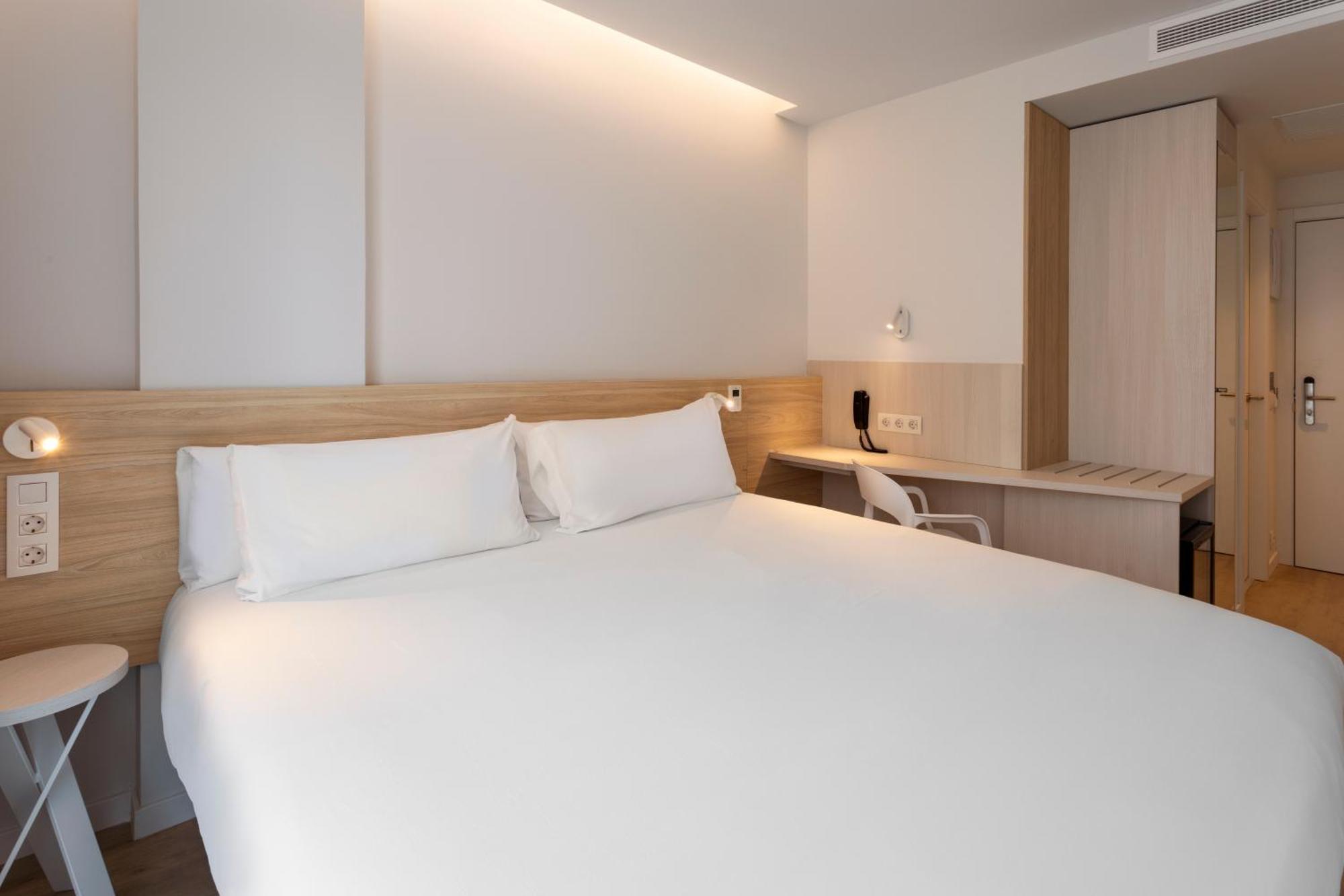 B&B Hotel Alicante Centro エクステリア 写真